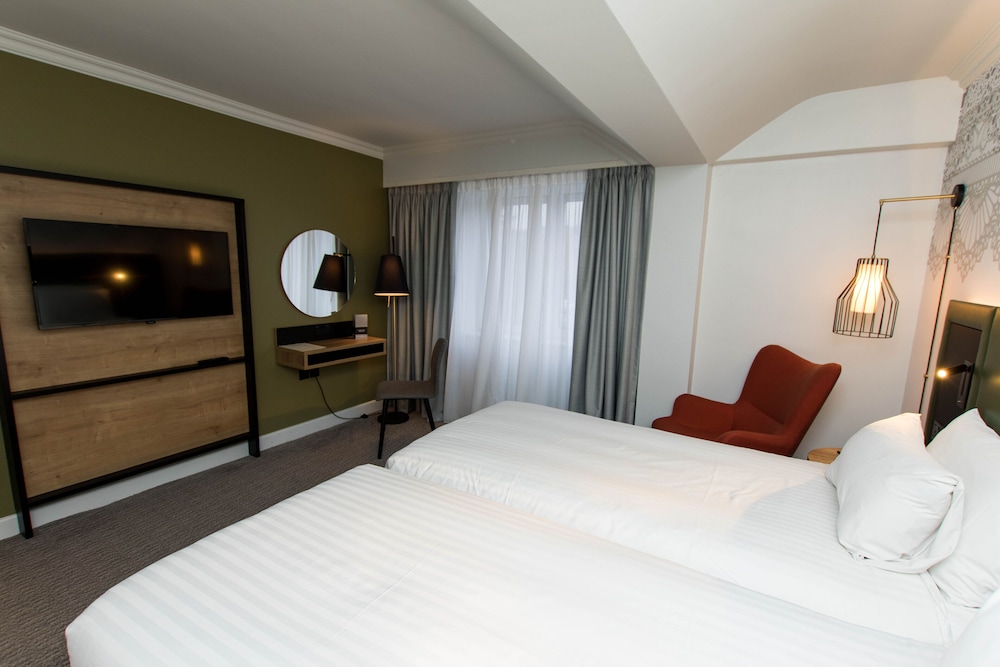 Classic Room, 2 Twin Beds - Photo 4