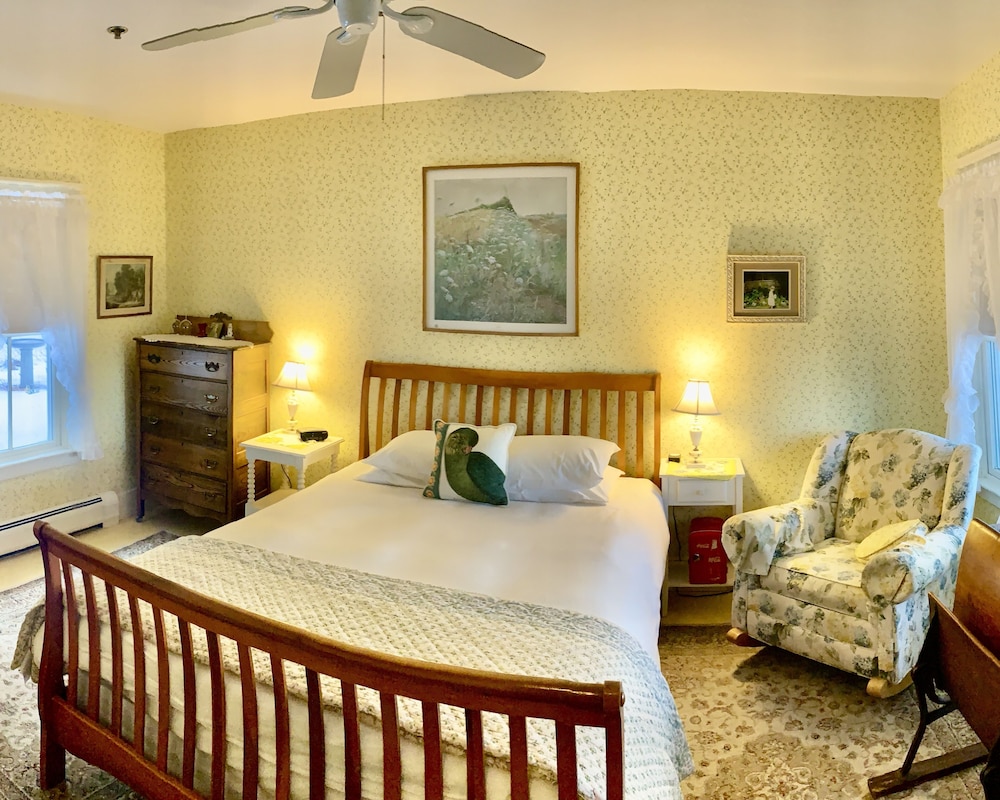 Signature Room, Accessible, Bay View