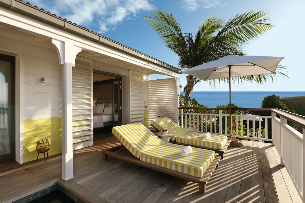 Deluxe Suite, Private Pool, Sea View photo 3