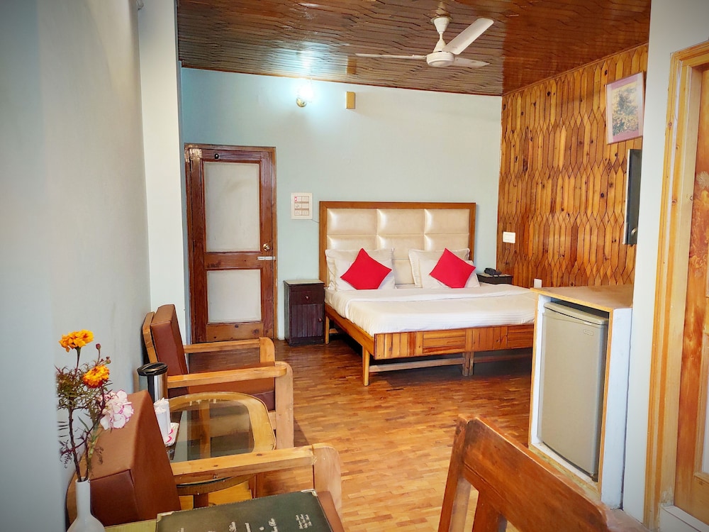 Deluxe Double Room, Balcony, River View photo 3