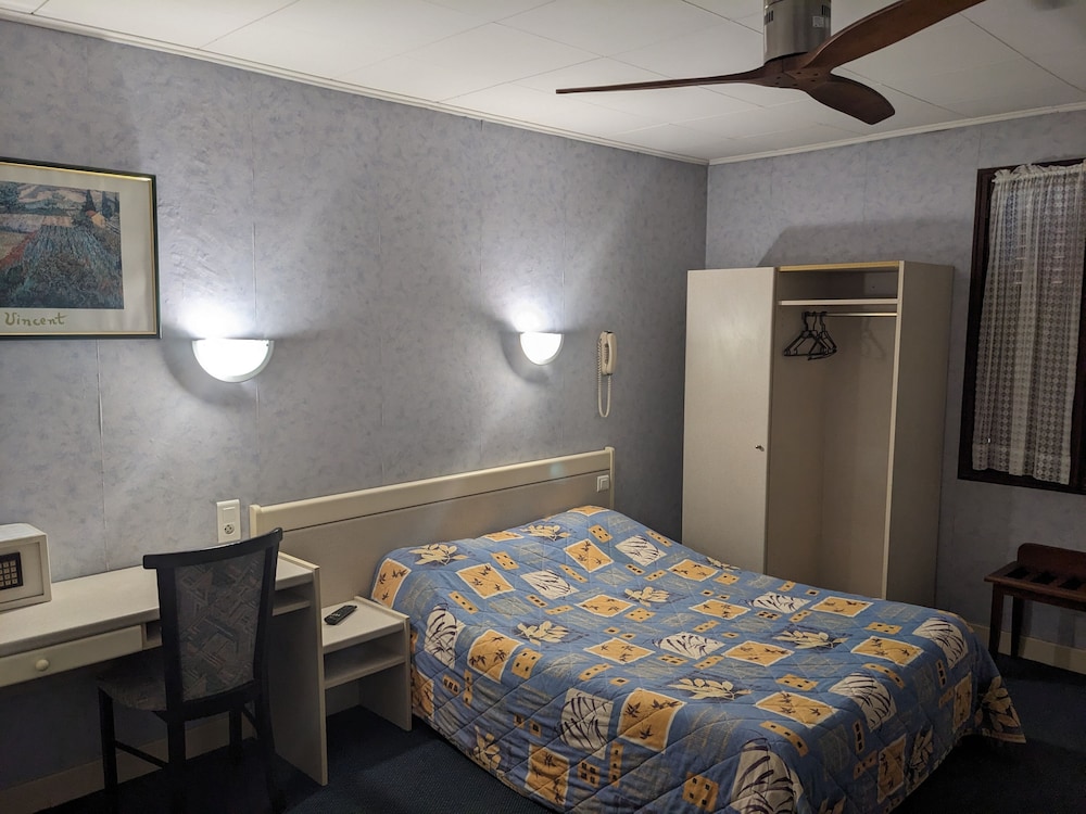 Double Room - Photo 4