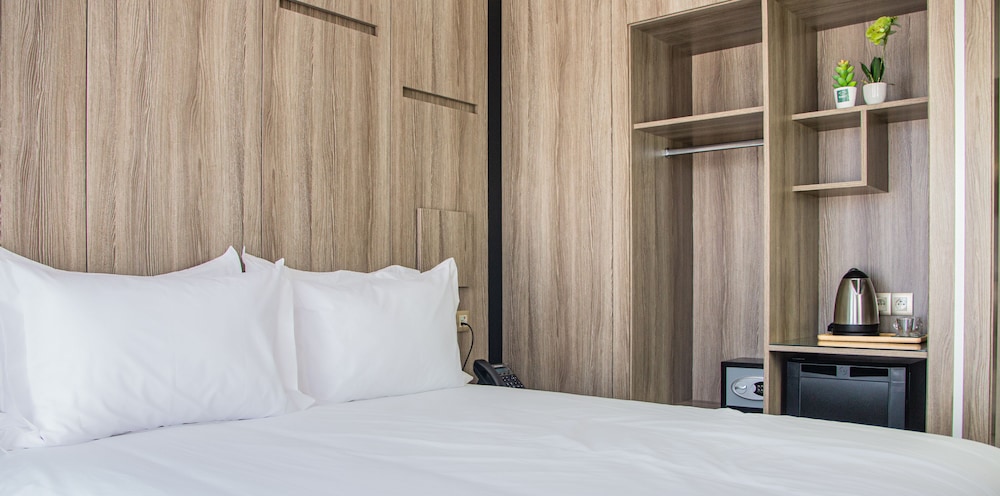Standard Double Room, 1 Queen Bed - Photo 2