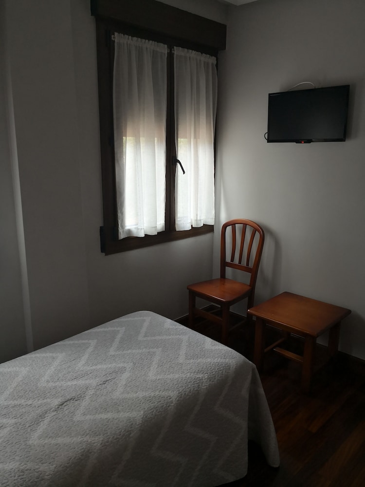 Single Room photo 2