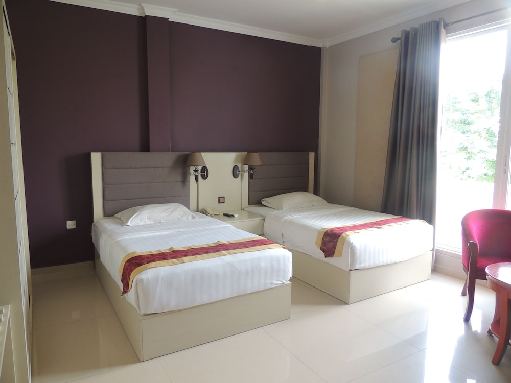 Deluxe Twin Room photo 1