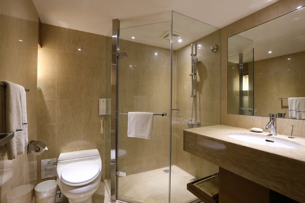 Deluxe Triple Room photo 2