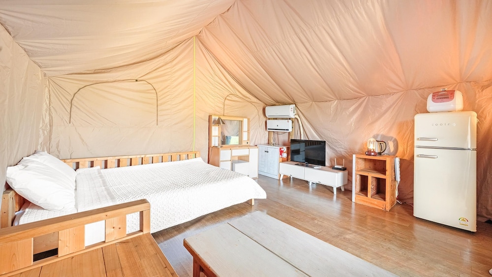 Basic Room, 1 Bedroom (Glamping 19 (with pet)) - Photo 3