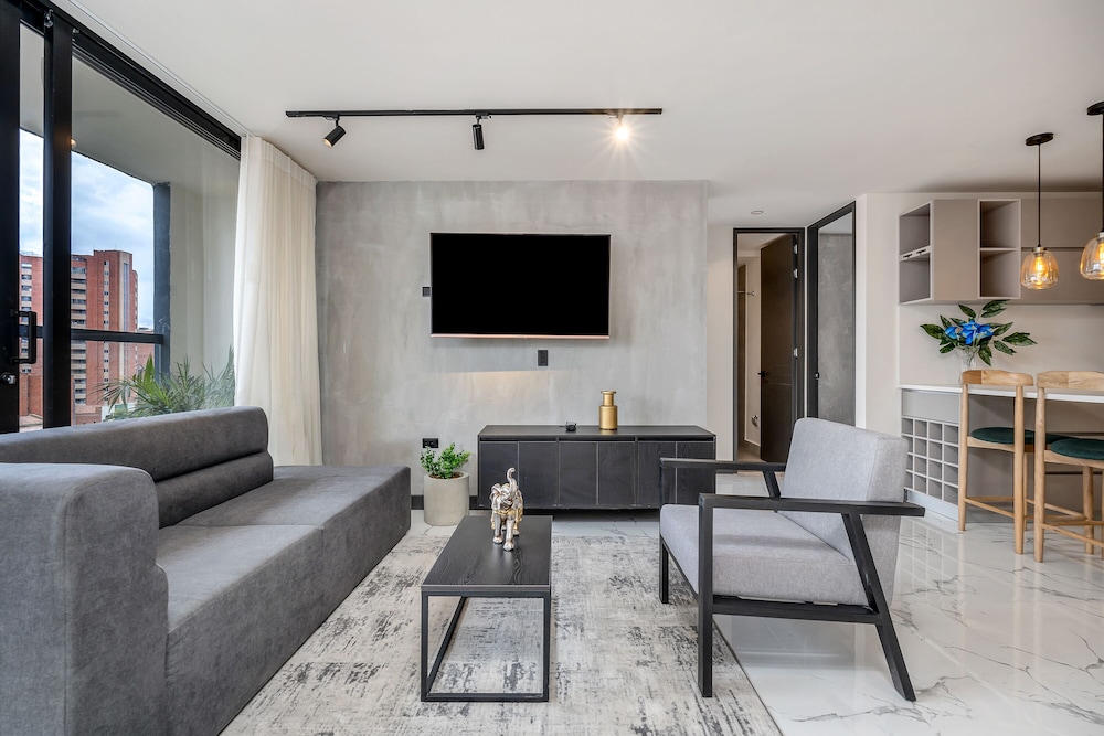 Apartment, 3 Bedrooms (701)