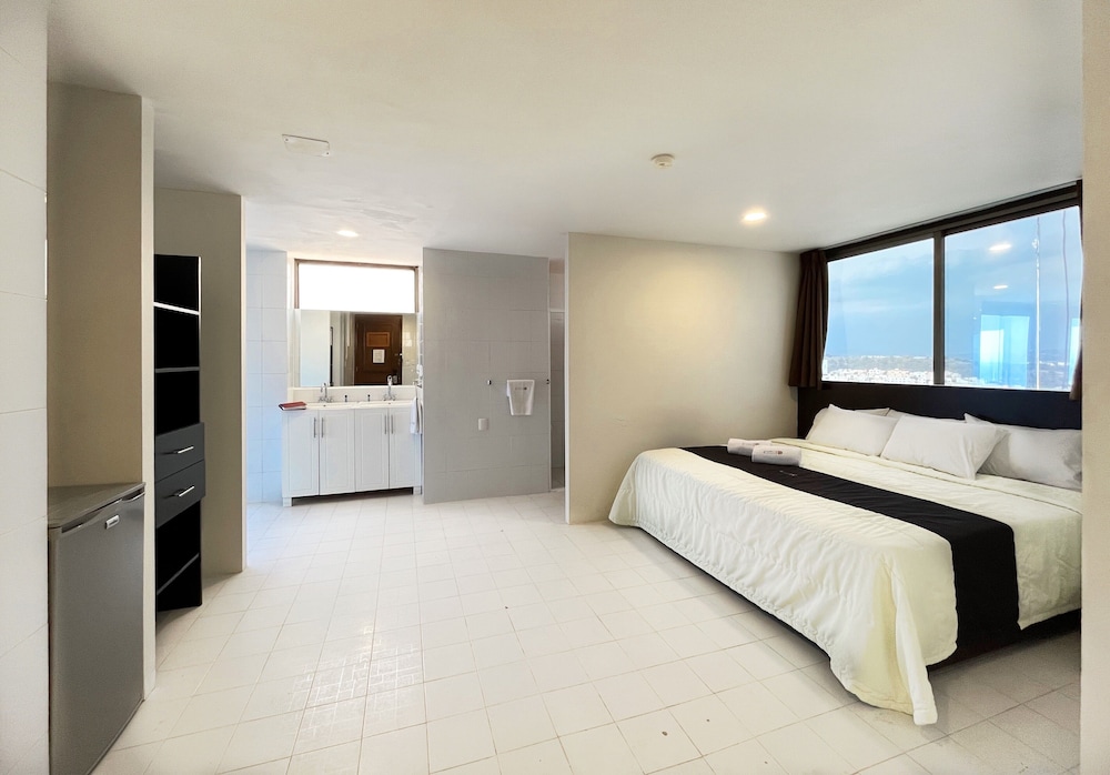 Deluxe Triple Room photo 2