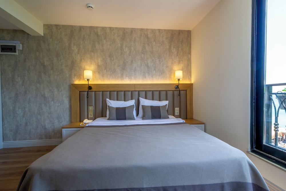 Double Room, 1 Double Bed, Non Smoking, Sea View photo 2