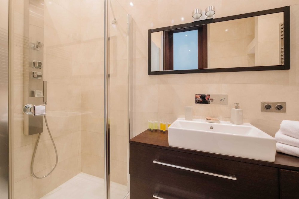 Superior Apartment - Photo 23