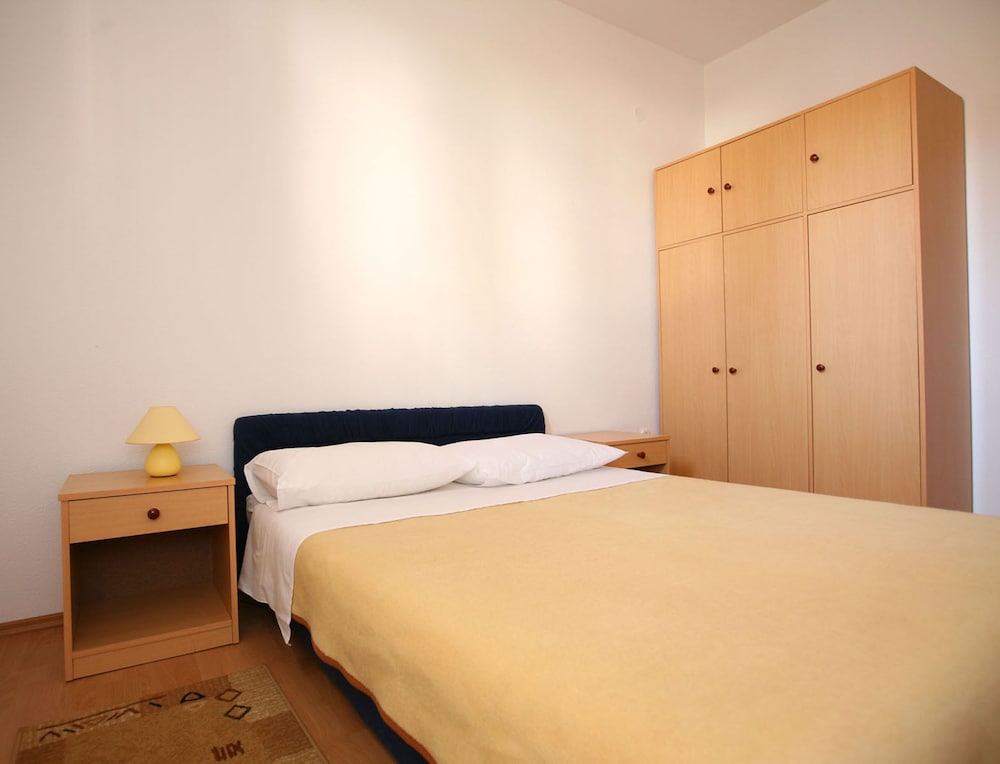 Basic Apartment, 2 Bedrooms photo 1