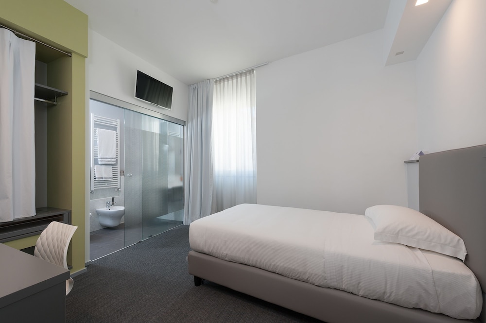 Standard Single Room, 1 Twin Bed photo 3