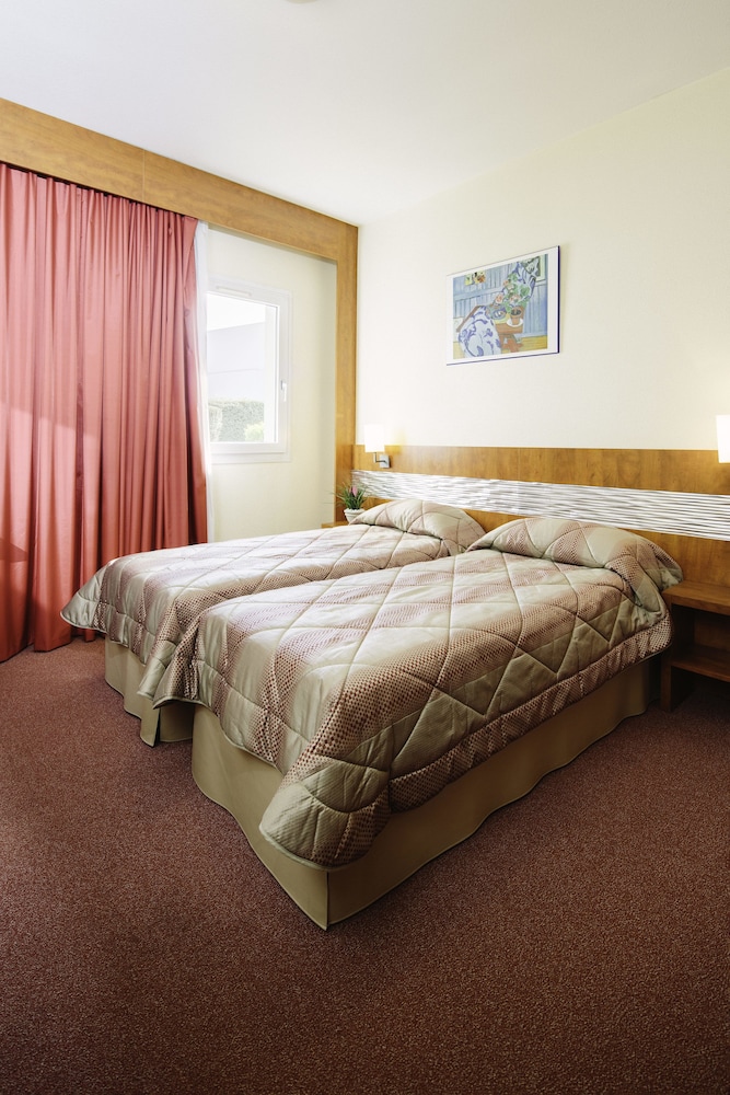 Comfort Room - Photo 3