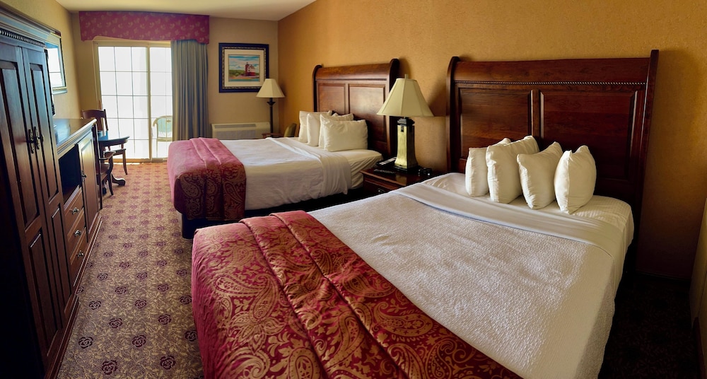 Elite Room, 1 King Bed and 1 Queen Bed - Photo 7