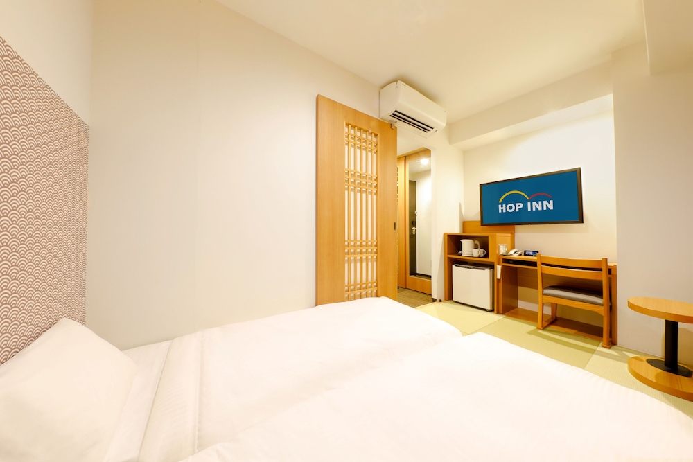Traditional Twin Room - Photo 4
