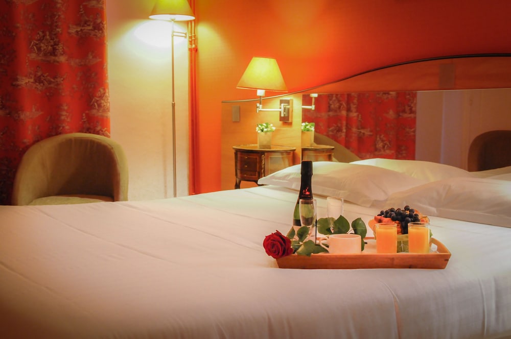Superior Room thumbnail 6