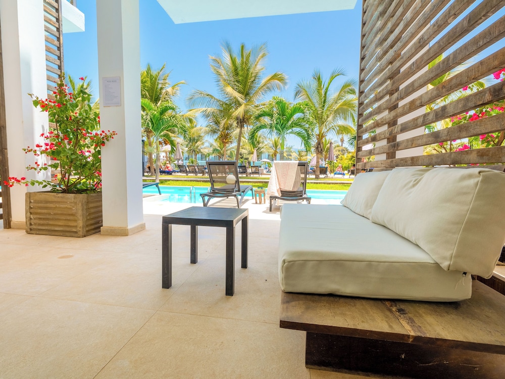 Premium Room, Private Pool, Pool View - Photo 6