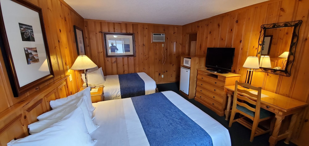 Superior Room, Multiple Beds photo 1