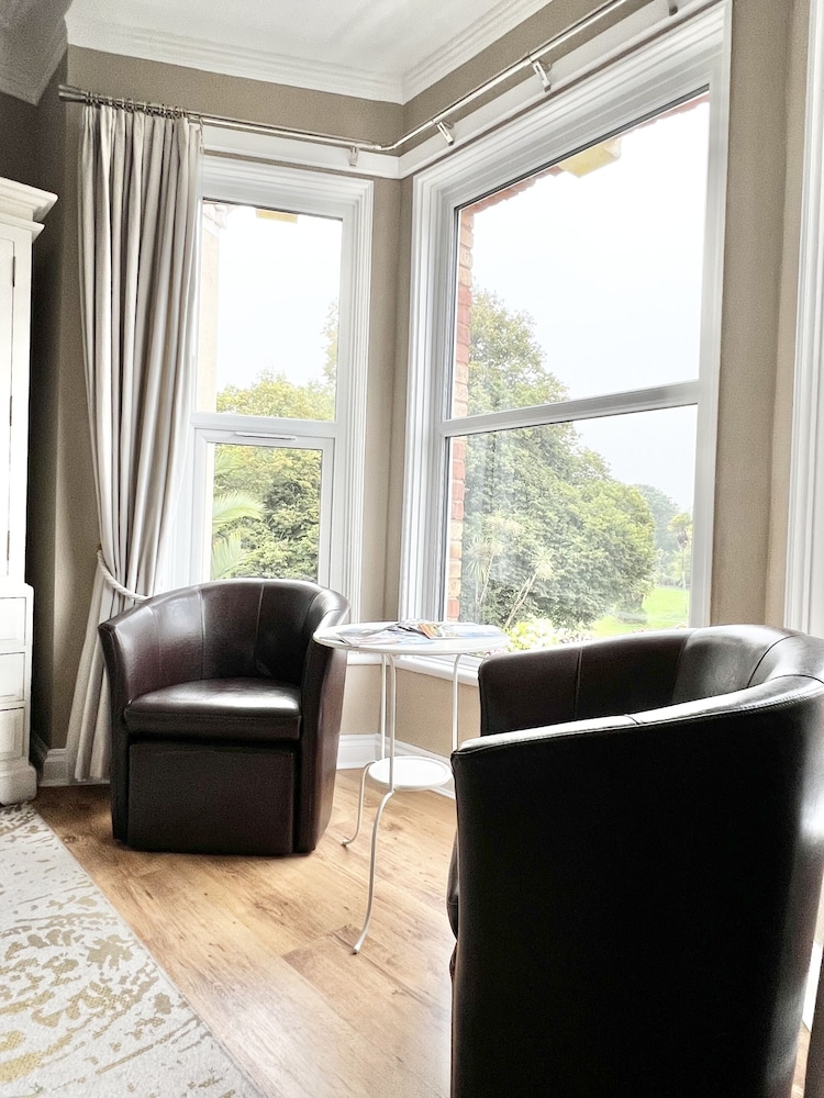 Superior Double Room, Ensuite (Room) photo 3