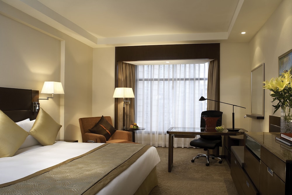 Superior Room, 1 King Bed