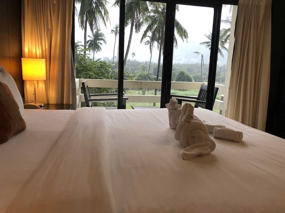 Deluxe Double or Twin Room, Balcony - Photo 1