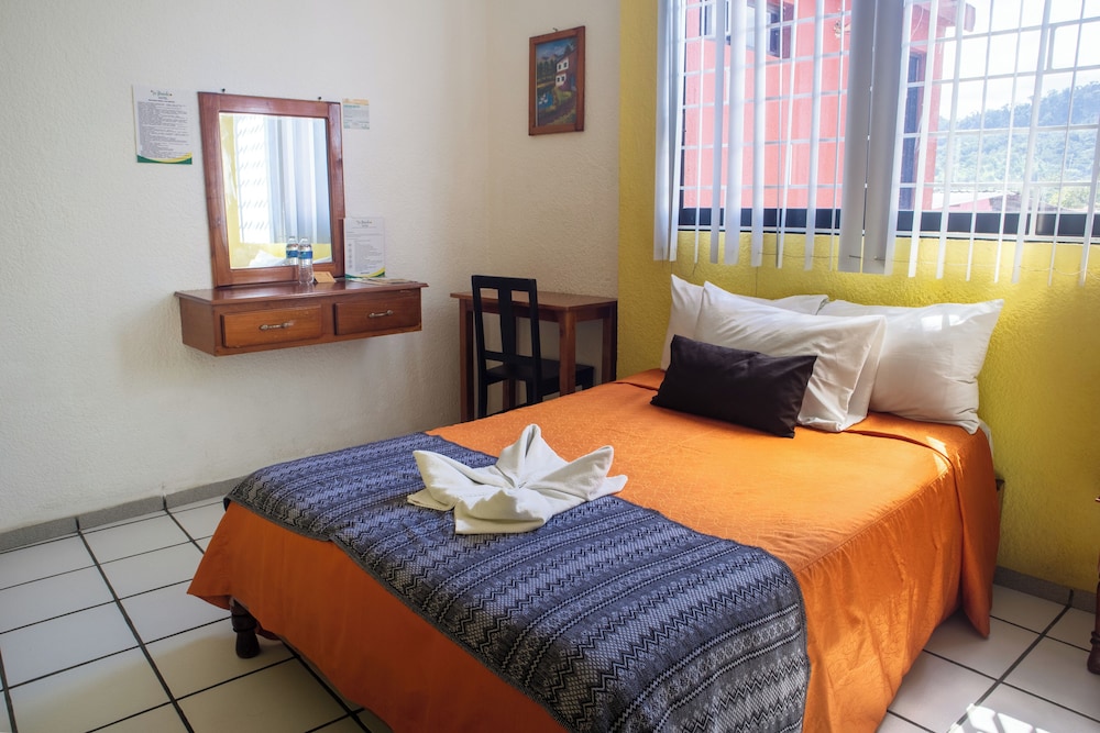 Standard Double or Twin Room, City View photo 1