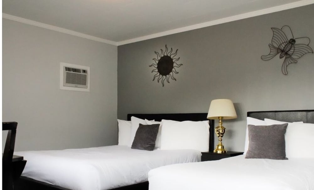 Deluxe Double & Twin Room (Downstairs) photo 1