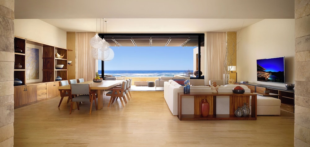 Beach Front Presidential Two Bedroom Suite