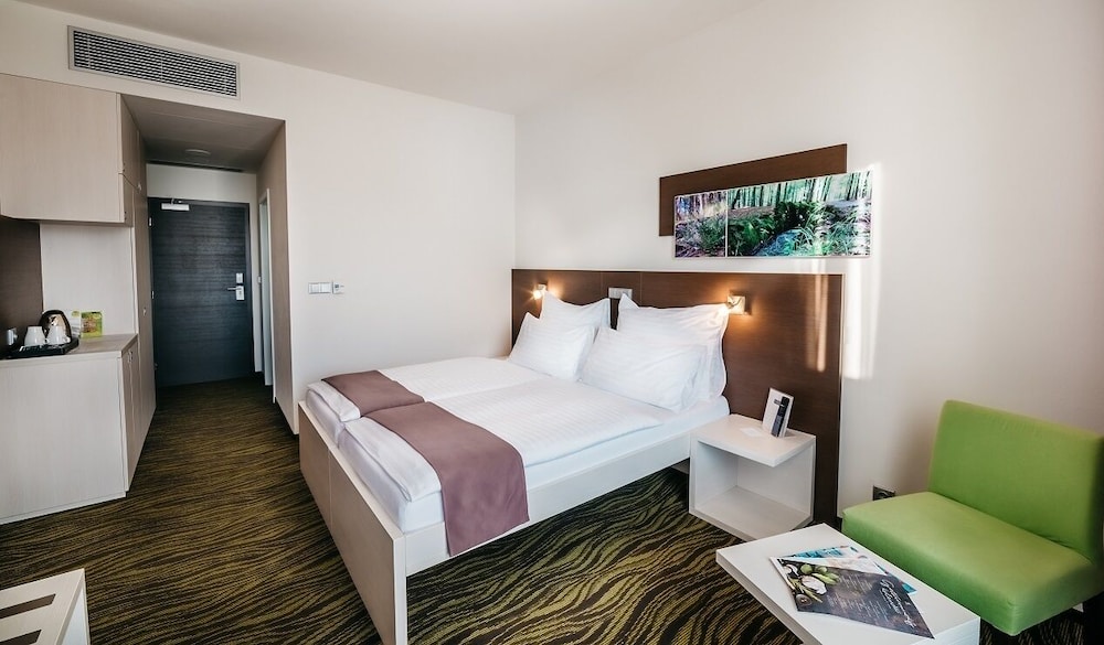 Deluxe Double Room (PLUS) photo 2