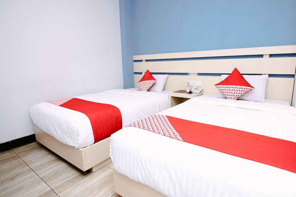 Standard Twin Room, 2 Twin Beds photo 2