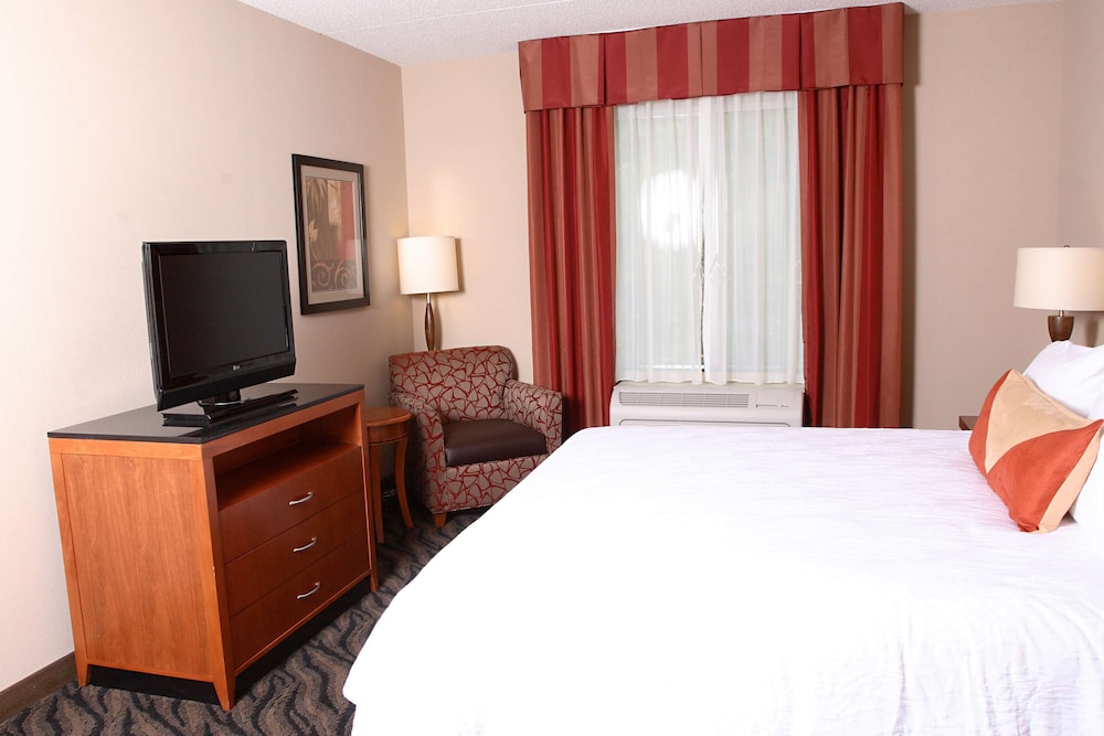 Suite, Accessible - Photo 2