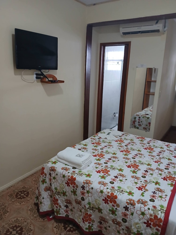Standard Twin Room, 1 Queen Bed, Air conditioning photo 3