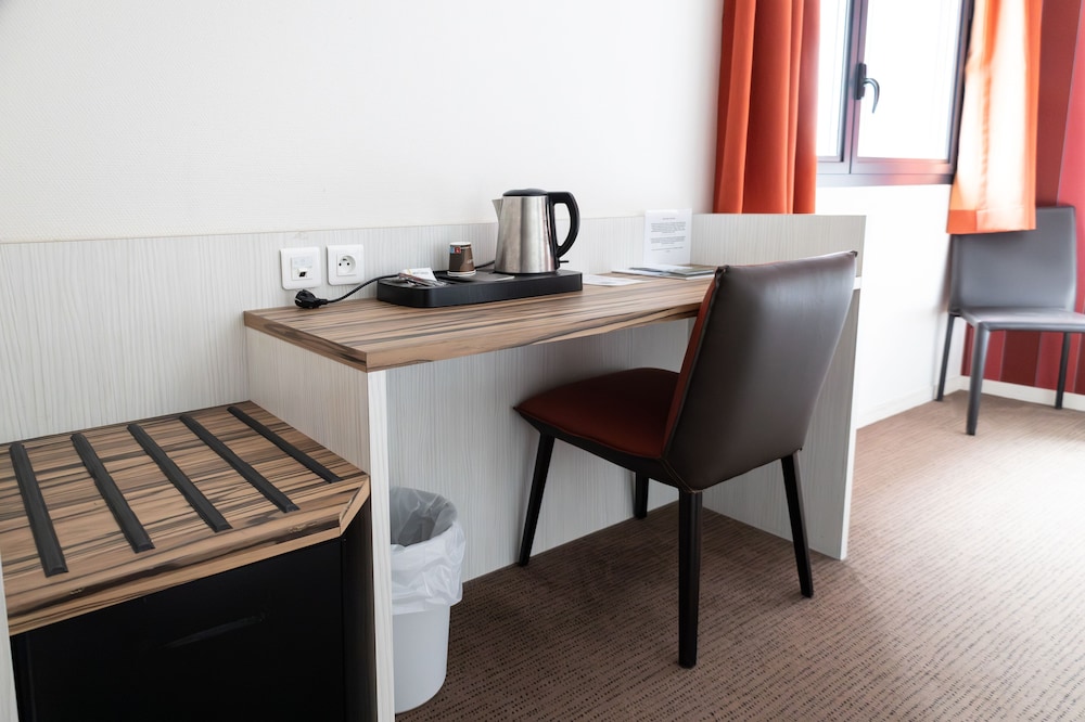 Superior Double or Twin Room photo 2
