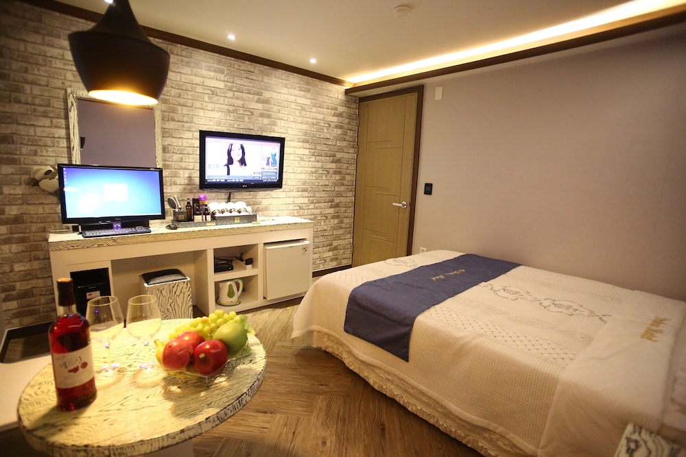 Standard Room photo 3