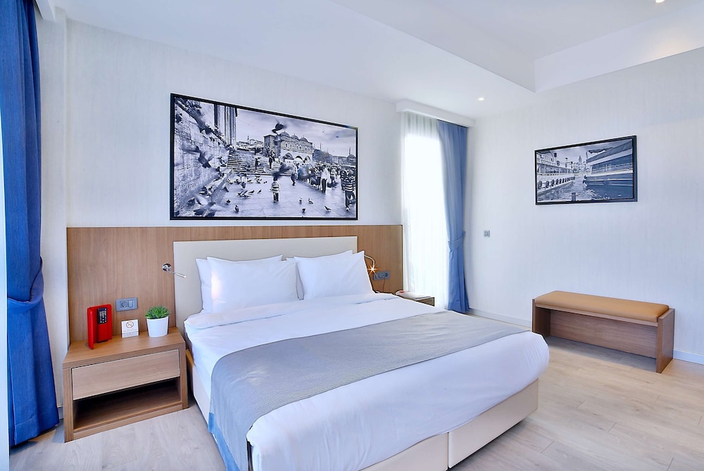 Executive Room, 1 King Bed, Terrace