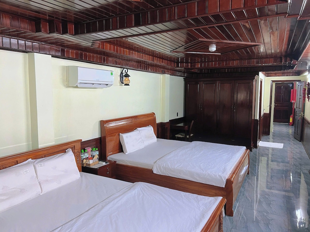 Deluxe Quadruple Room, Balcony, City View