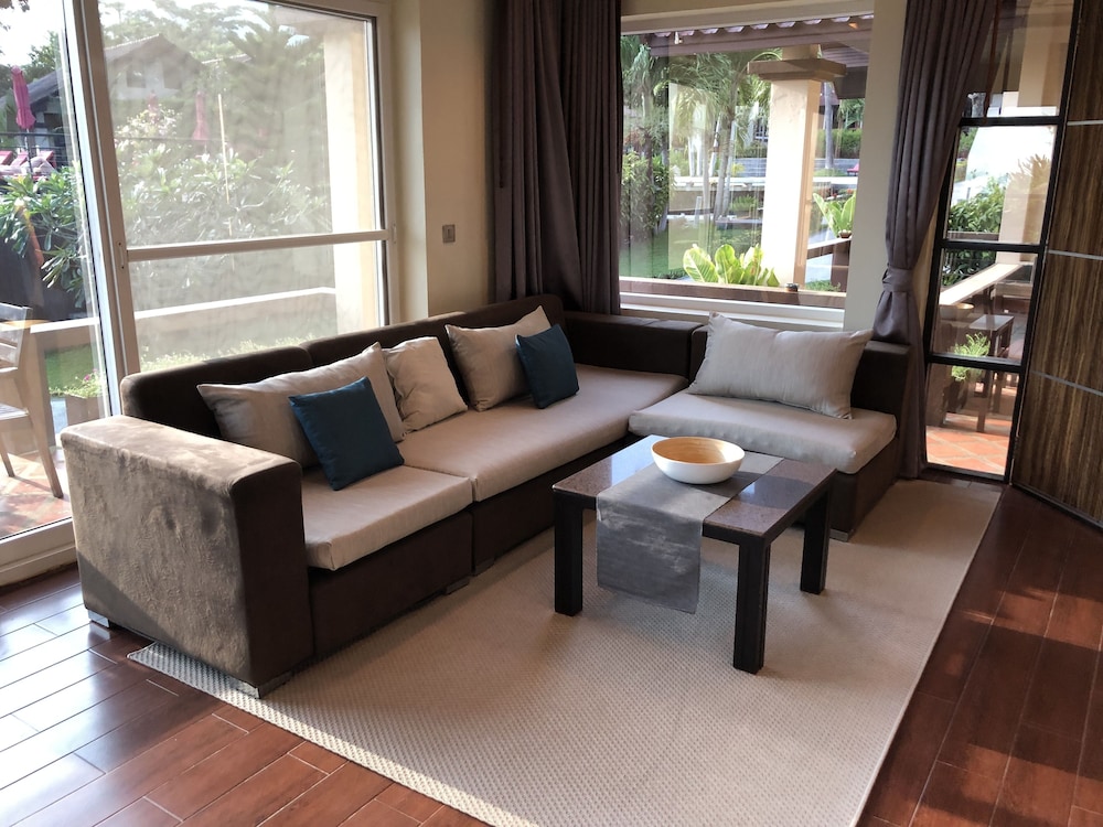 Bungalow Suite - Photo 7