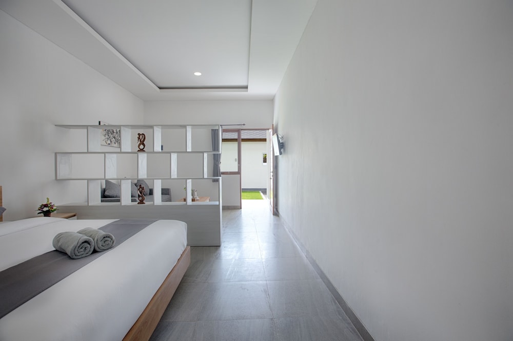 Deluxe Ground Floor - Photo 7