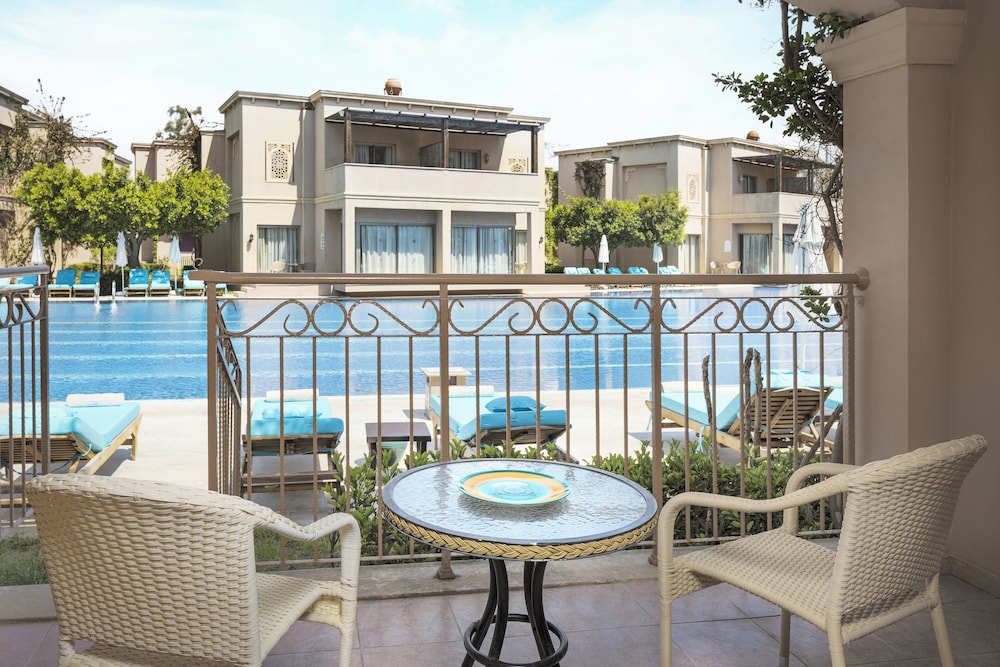 Swim-up Suite thumbnail 6