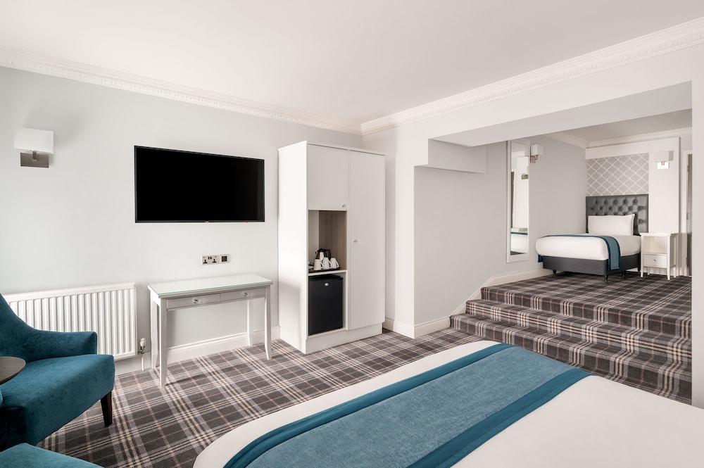 Carlton Classic Triple Room (Separate Building) - Photo 1
