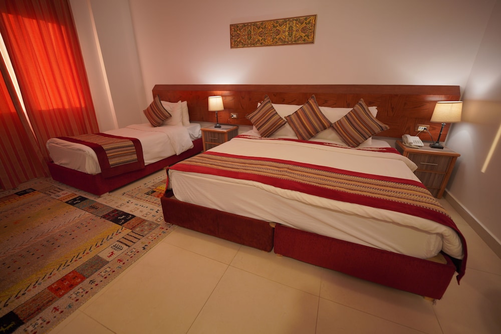 Deluxe Triple Room, Mountain View photo 3