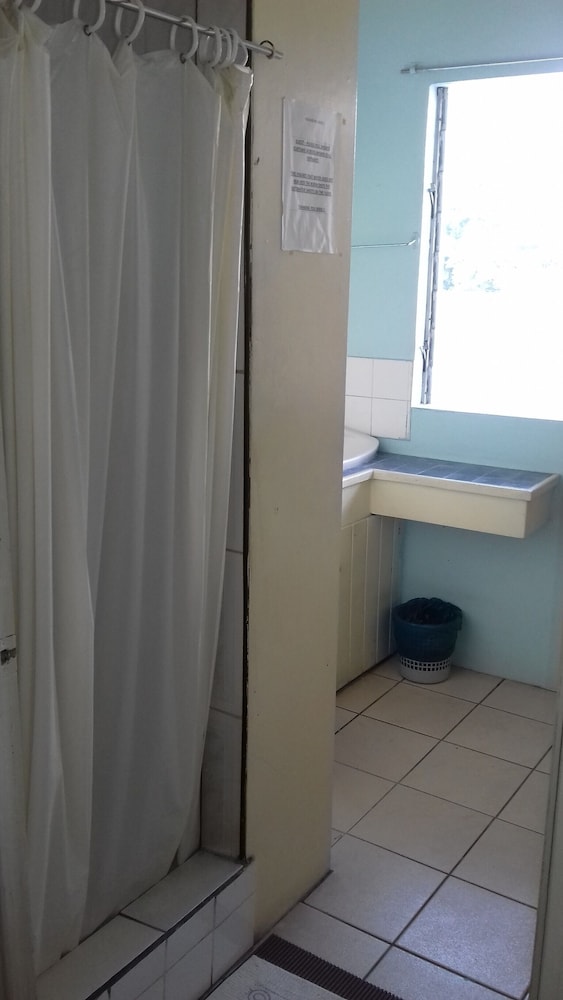 Standard Double Room (Fan Only) photo 3