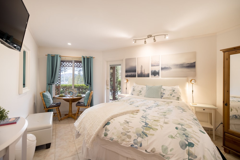 The Enchanter Mini Suite photo 1