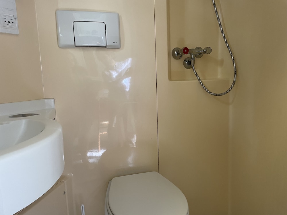 Economy Double Room photo 3