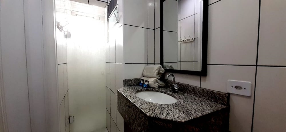 Standard Double Room - Photo 2