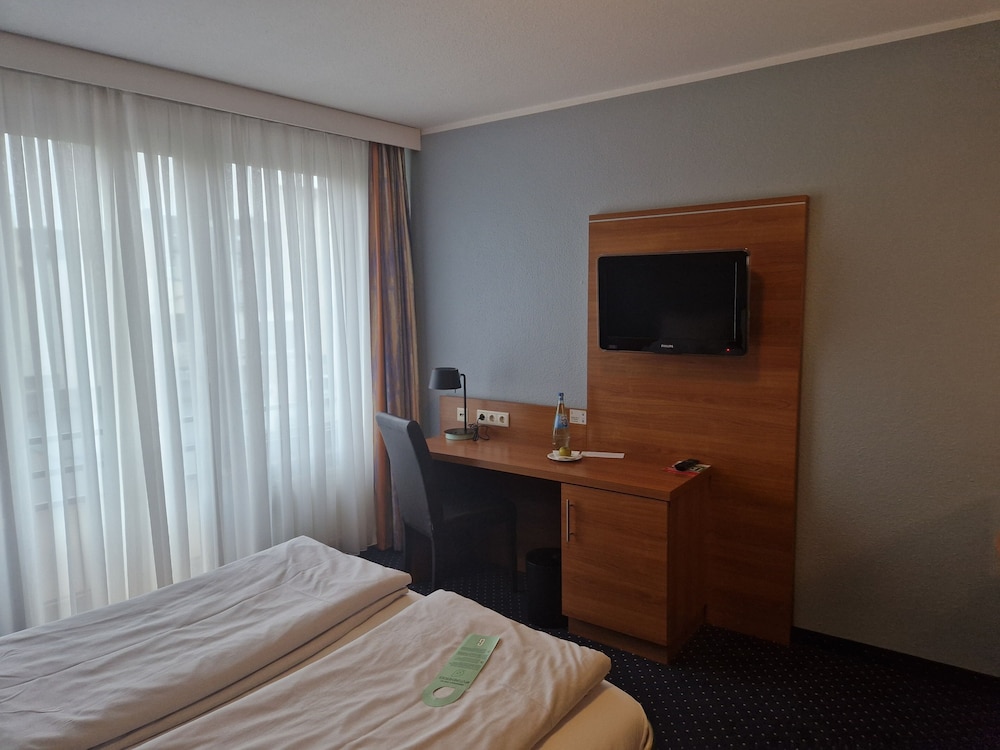 Suite, 1 Bedroom, Garden View photo 1