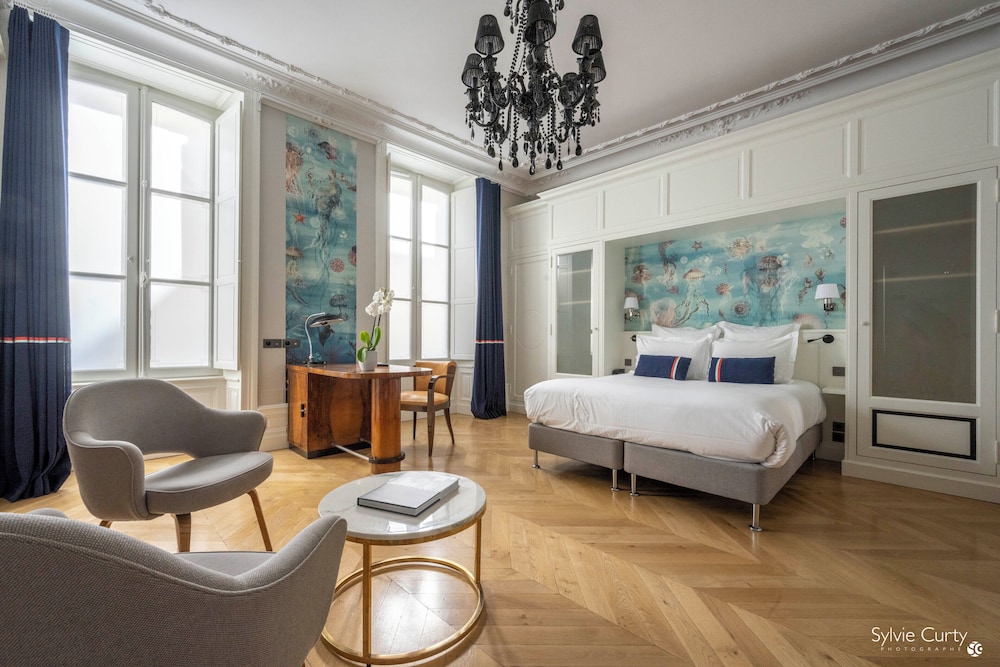 Room (Prestige)