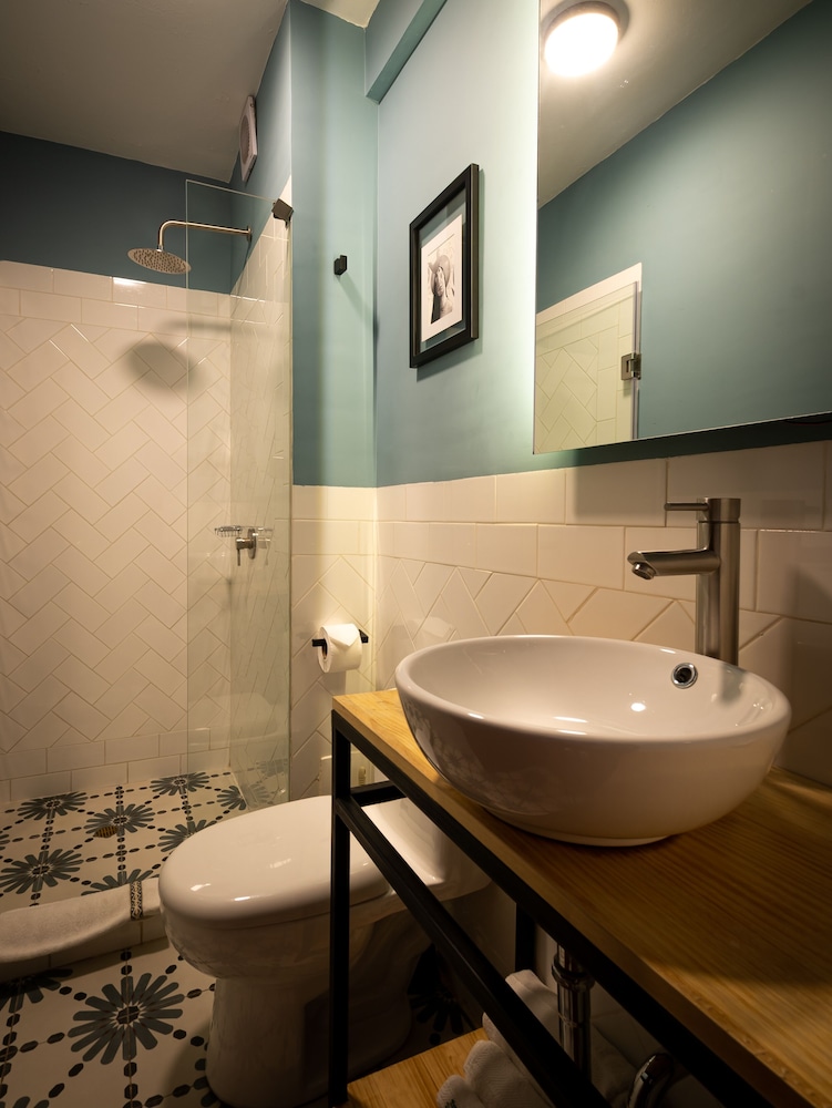 Double Room - Photo 20