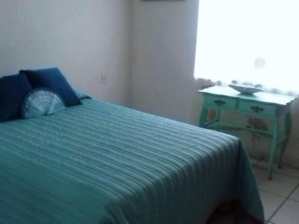 Basic Townhome, 2 Bedrooms, Garden Area photo 1