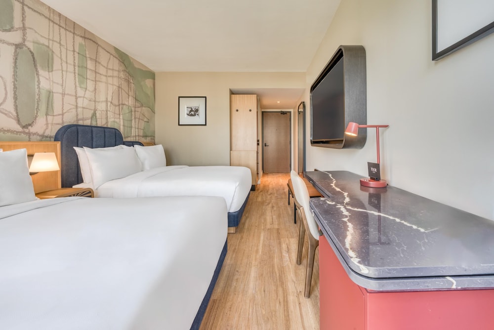 Room, 2 Queen Beds, City View (High Floor, Newly Opened)